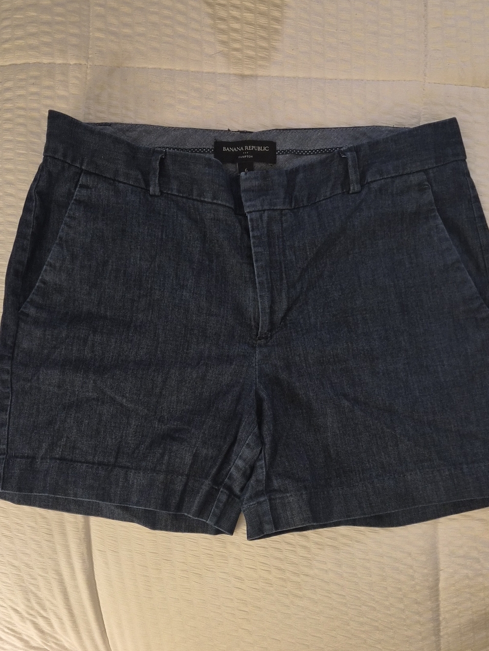 Banana Republic Women's Dark Chambray Shorts sz 6